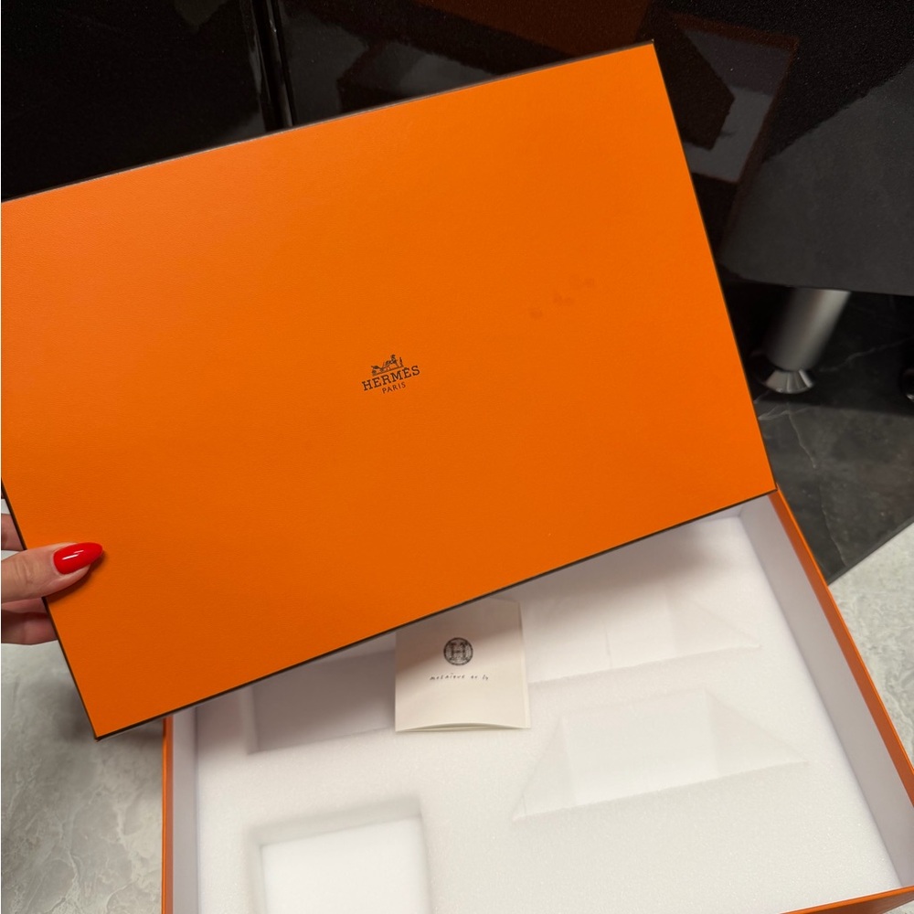 Hermès Orange Box from cups set